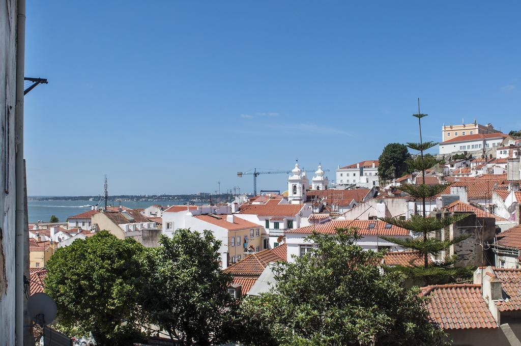 Alfama - St Estevao Viewpoint | Lisbon Cheese & Wine Apartments Экстерьер фото